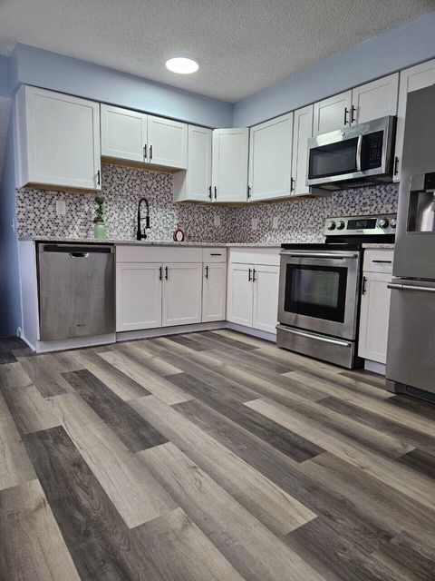 Tiny photo for 3516 Meadow Valley Street, Columbus, OH 43207 (MLS # 226005551)