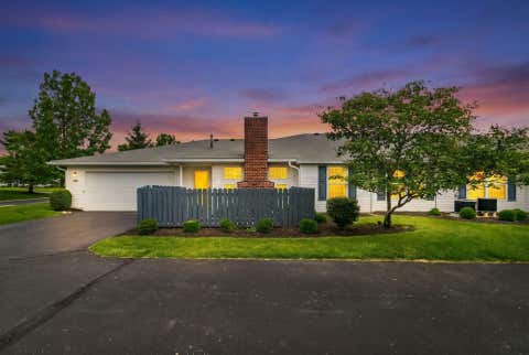 Photo of 8351 Greyhawk Circle, Columbus, OH 43240 (MLS # 226021035)