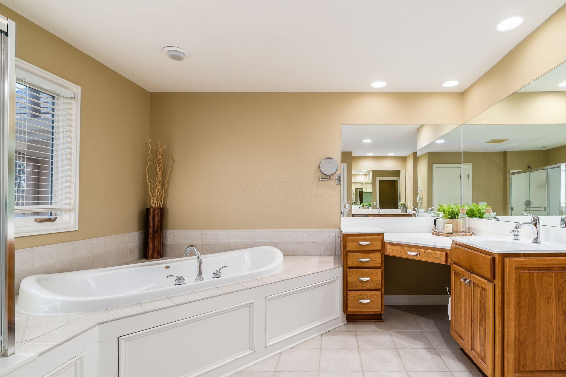 478 Riverbend Avenue, Powell, Ohio image 30