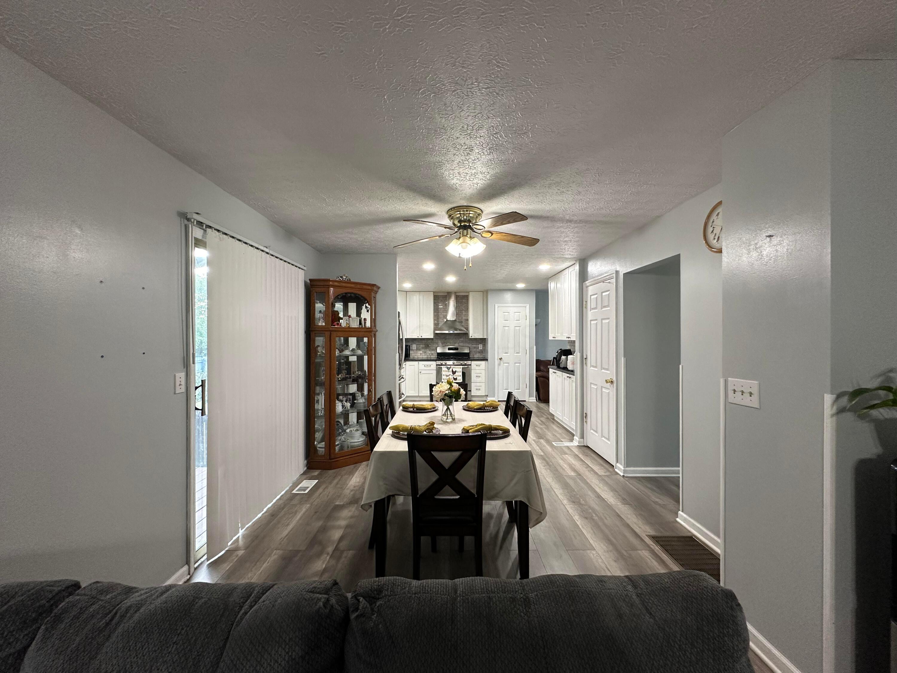 2630 Beacon Court, Hilliard, Ohio image 5