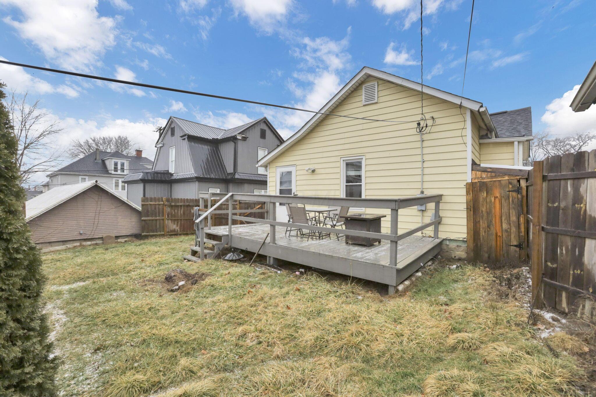228 N Cedar Street, Newark, Ohio image 23