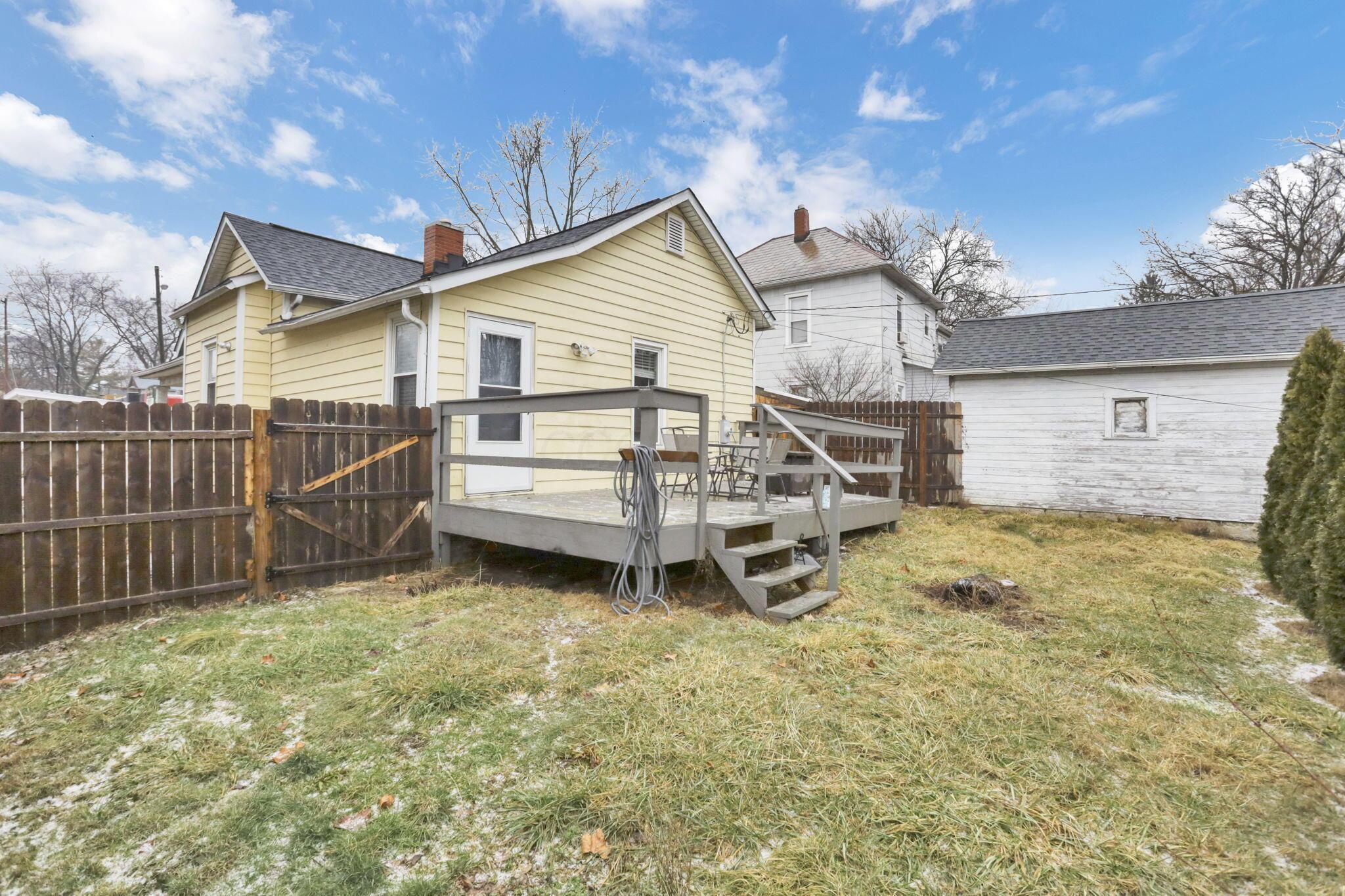 228 N Cedar Street, Newark, Ohio image 24