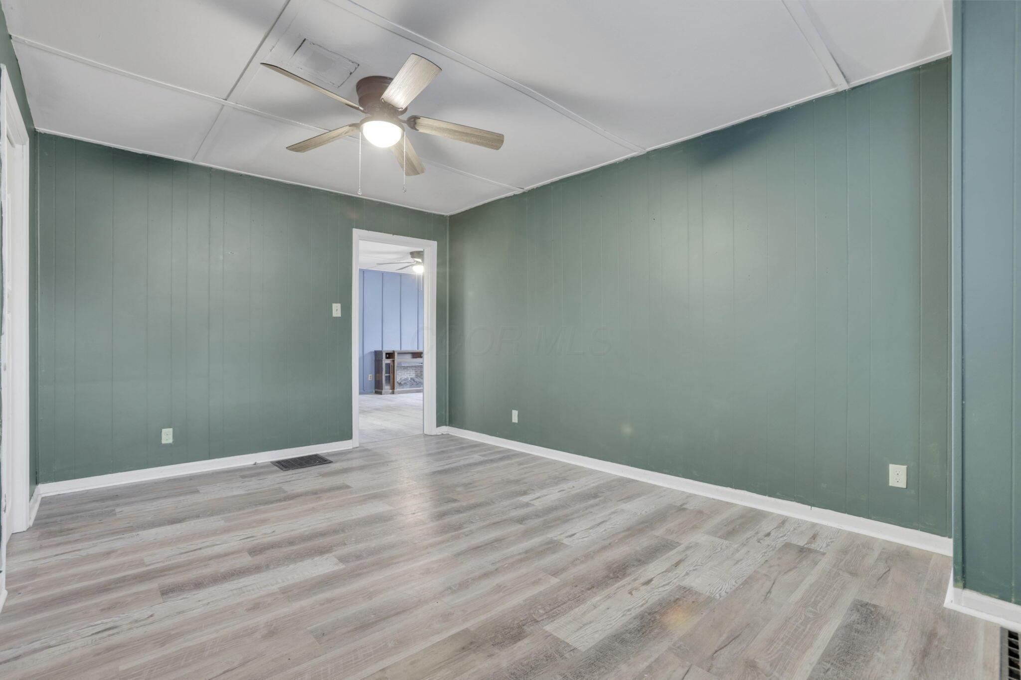 228 N Cedar Street, Newark, Ohio image 9