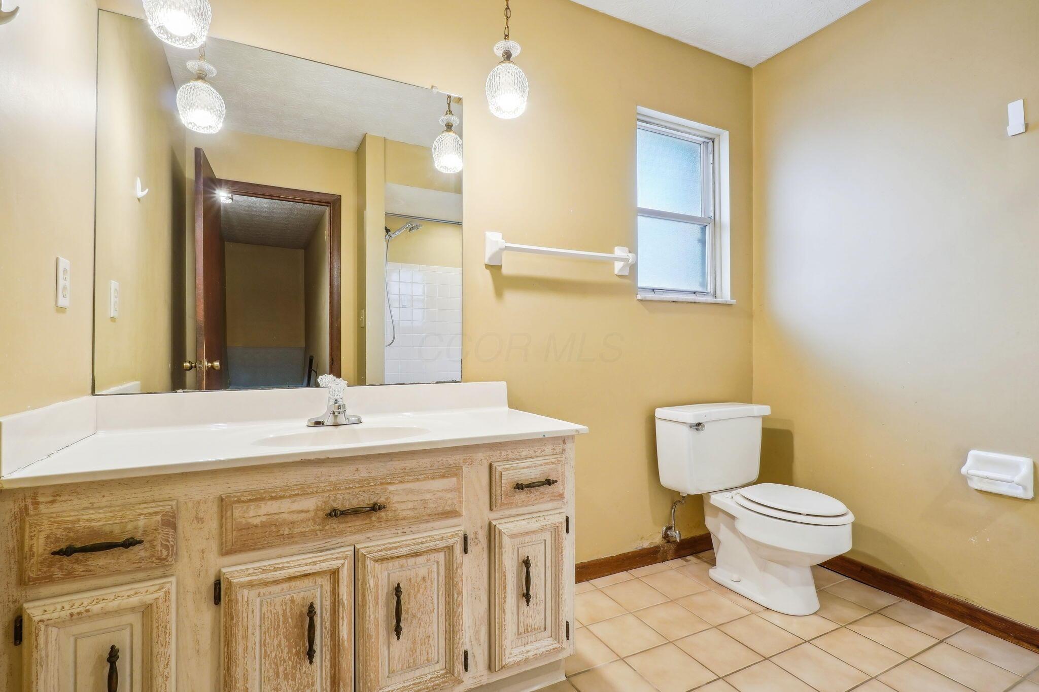 847 Promise Court, Reynoldsburg, Ohio image 12