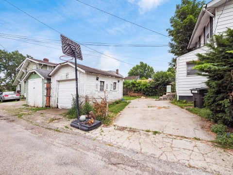 Tiny photo for 324 Wrexham Avenue, Columbus, OH 43223 (MLS # 226021858)