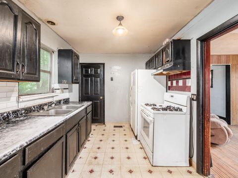 Tiny photo for 324 Wrexham Avenue, Columbus, OH 43223 (MLS # 226021858)