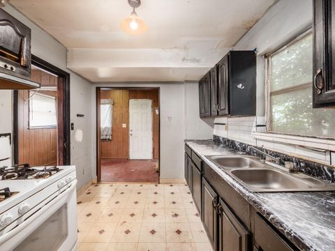 Tiny photo for 324 Wrexham Avenue, Columbus, OH 43223 (MLS # 226021858)