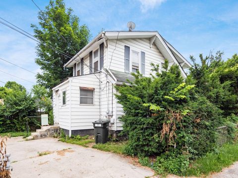Tiny photo for 324 Wrexham Avenue, Columbus, OH 43223 (MLS # 226021858)