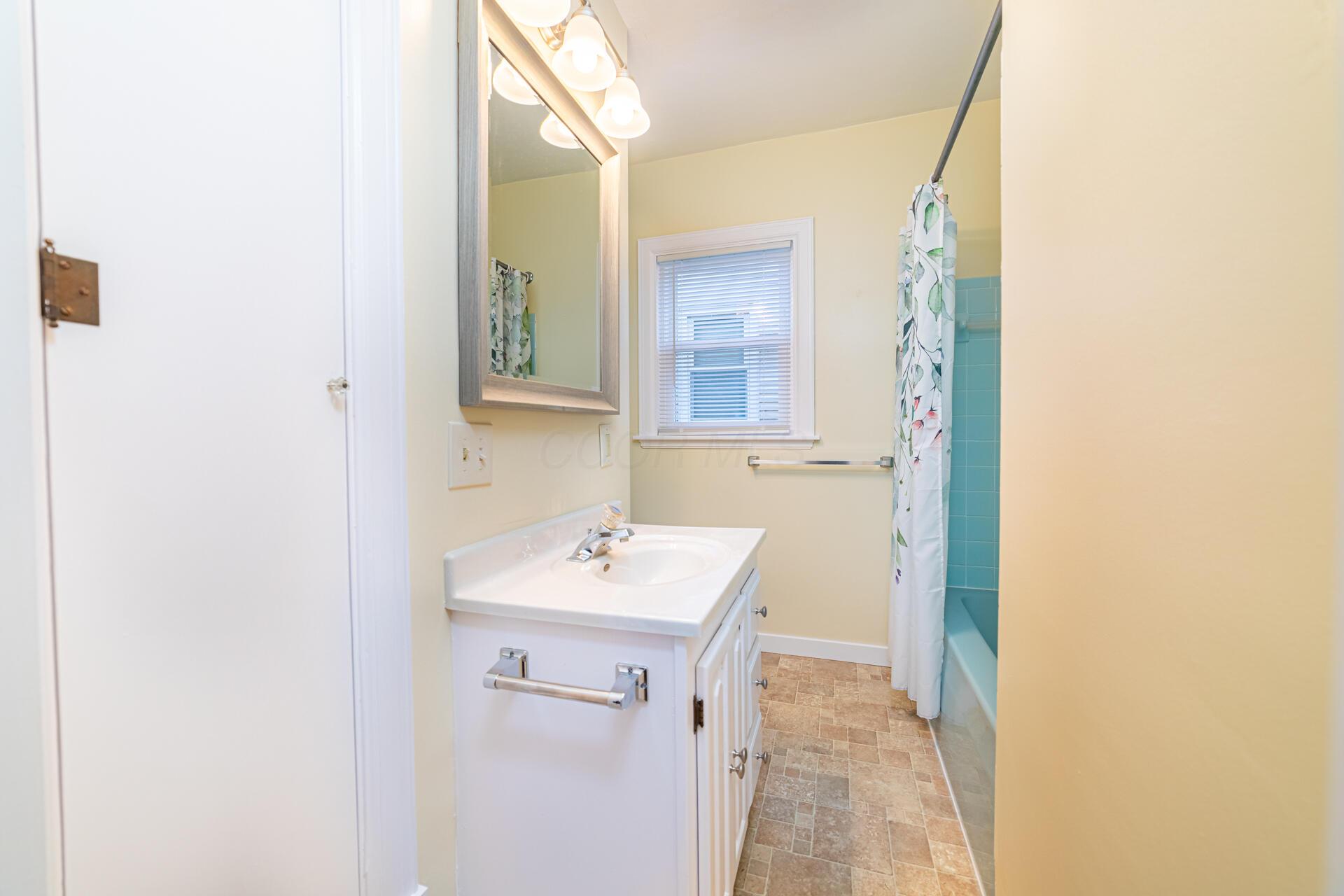 593 Clifton Boulevard, Mansfield, Ohio image 12