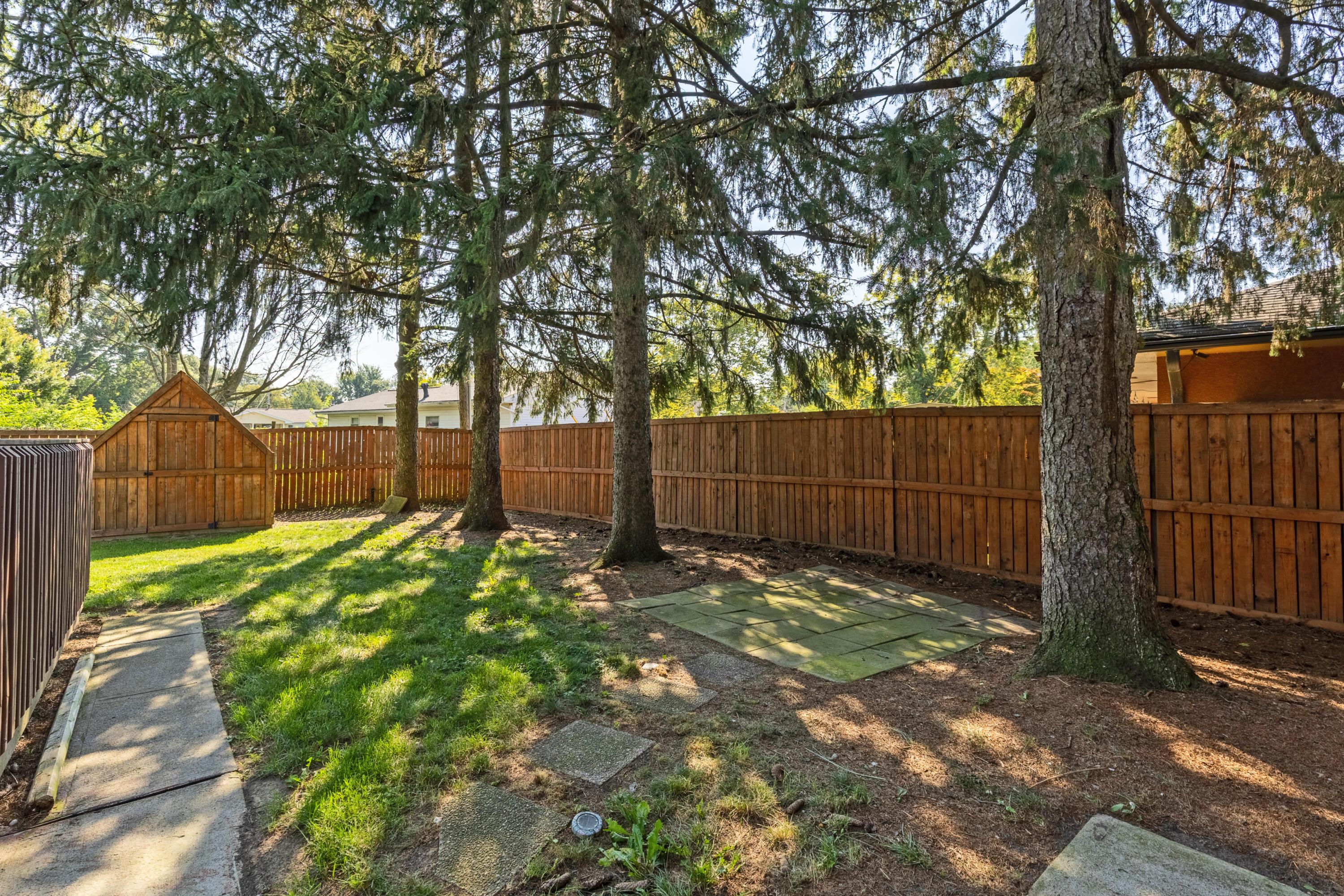 Columbus, Ohio 43229, United States, 3 Bedrooms Bedrooms, ,2 BathroomsBathrooms,Residential,Contingent,186615