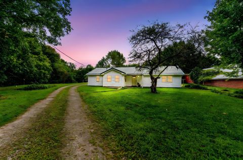 Photo of 10819 Tucker Road, Mount Vernon, OH 43050 (MLS # 225032407)