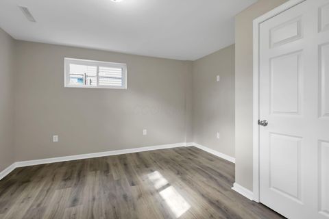 Tiny photo for 1673 Liscomb Road, Columbus, OH 43207 (MLS # 226003534)