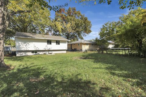 Tiny photo for 1673 Liscomb Road, Columbus, OH 43207 (MLS # 226003534)