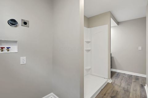 Tiny photo for 1673 Liscomb Road, Columbus, OH 43207 (MLS # 226003534)