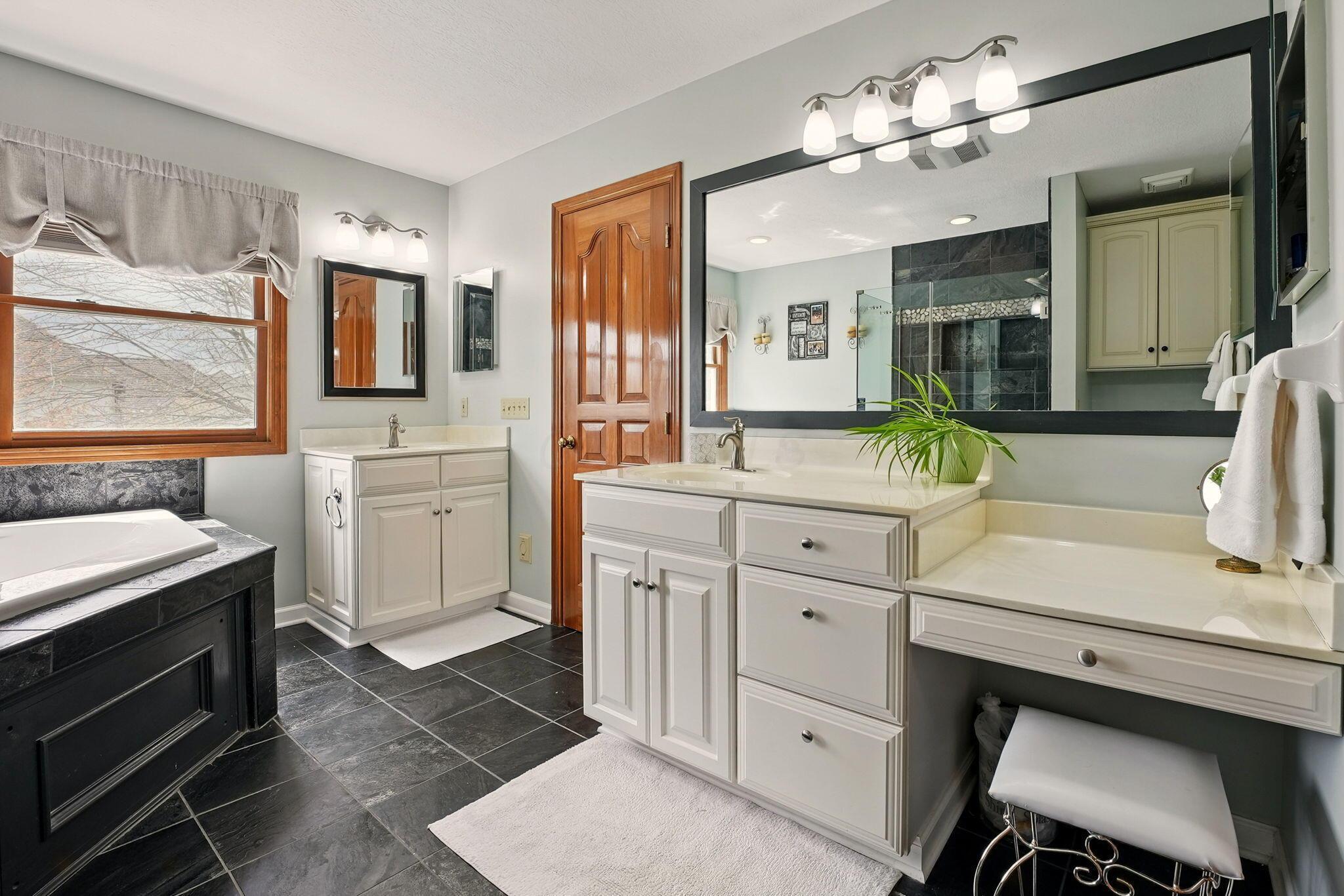 5553 Forest Knoll Court, Dublin, Ohio image 19