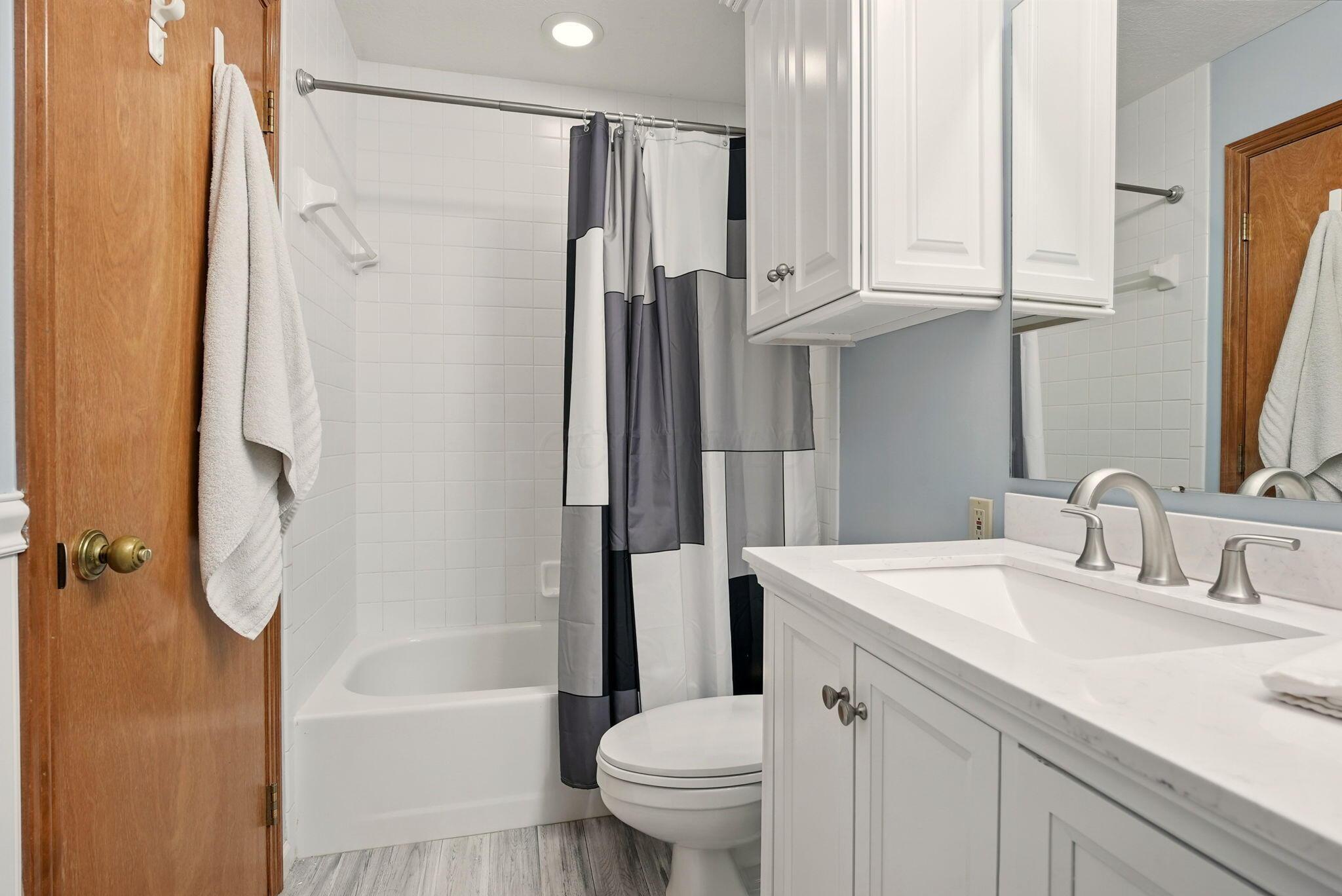 5553 Forest Knoll Court, Dublin, Ohio image 24