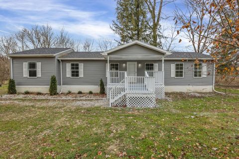 Photo of 4075 Gun Barrel Road NE, Rushville, OH 43150 (MLS # 225044608)