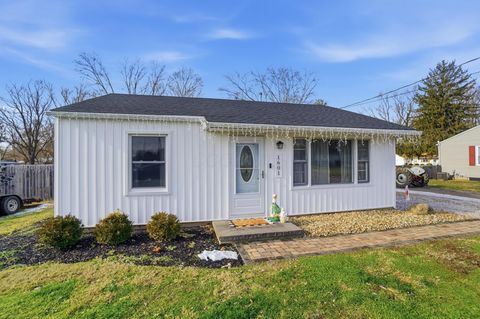 Photo of 1601 Ditmoor Stroll, Newark, OH 43055 (MLS # 225044907)