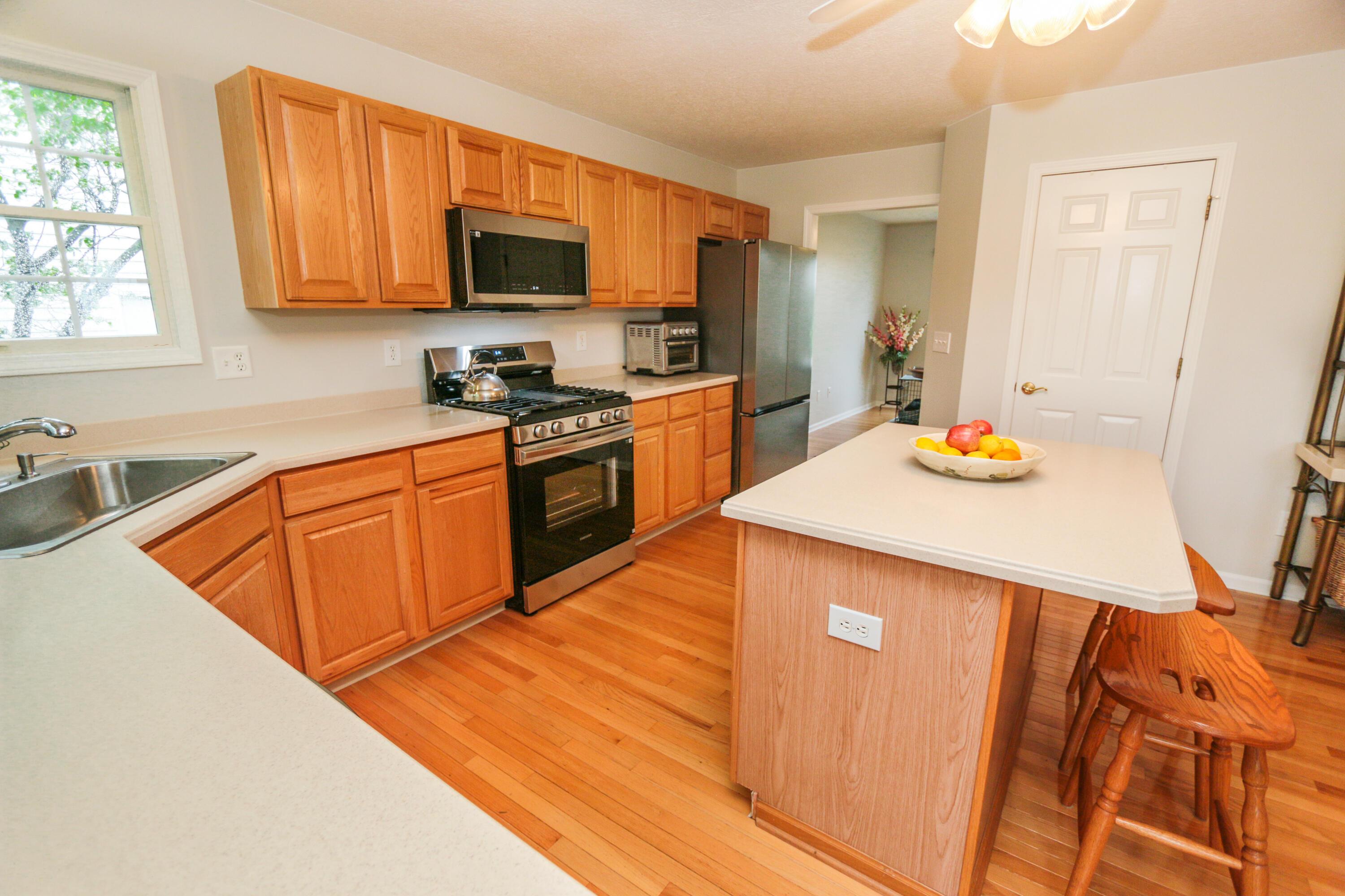 7553 Indian Creek Way, Powell, Ohio image 14