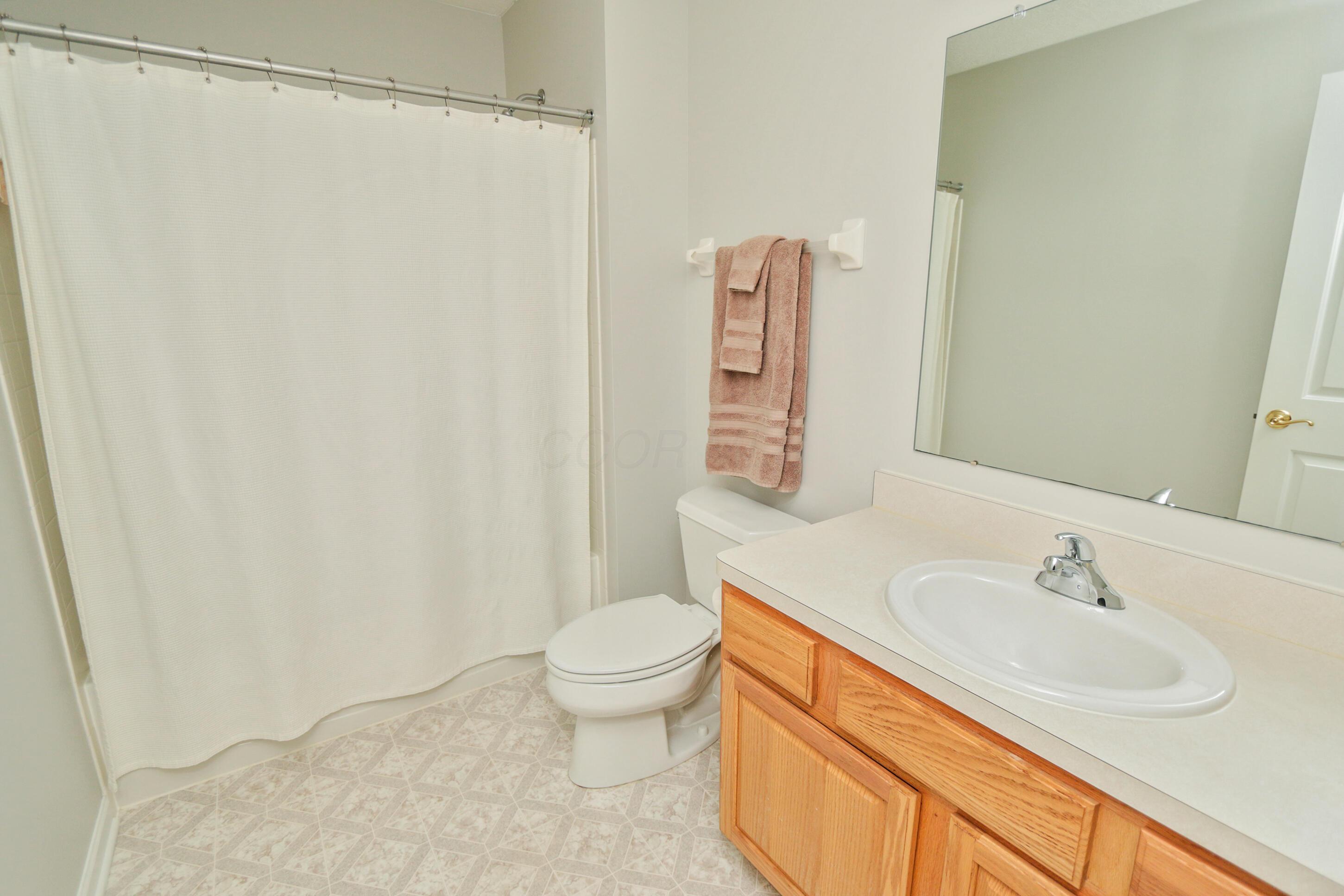 7553 Indian Creek Way, Powell, Ohio image 43