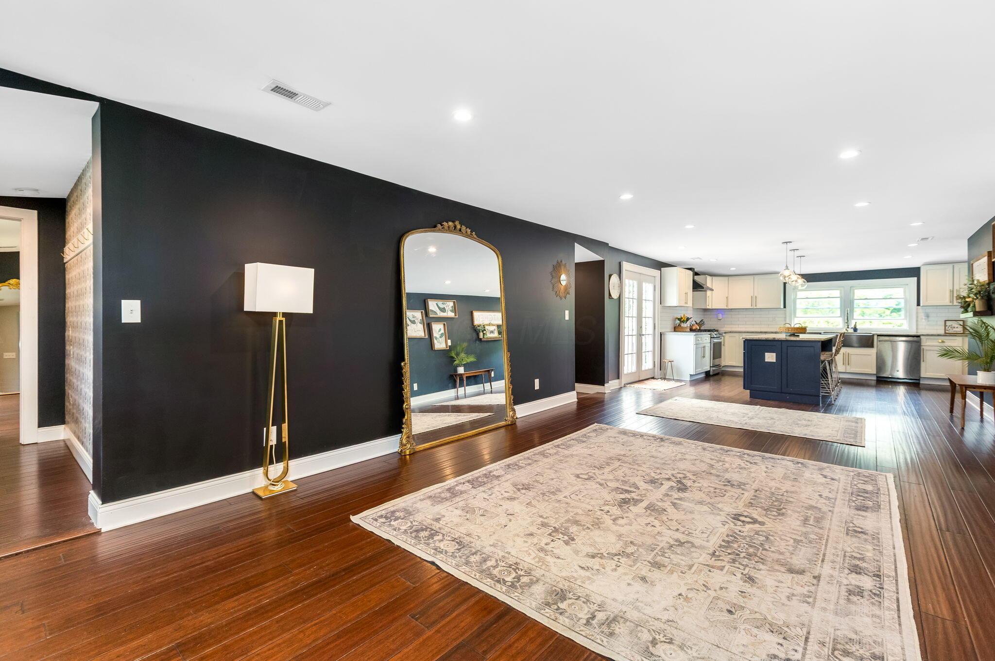1082 James Road, Granville, Ohio image 18
