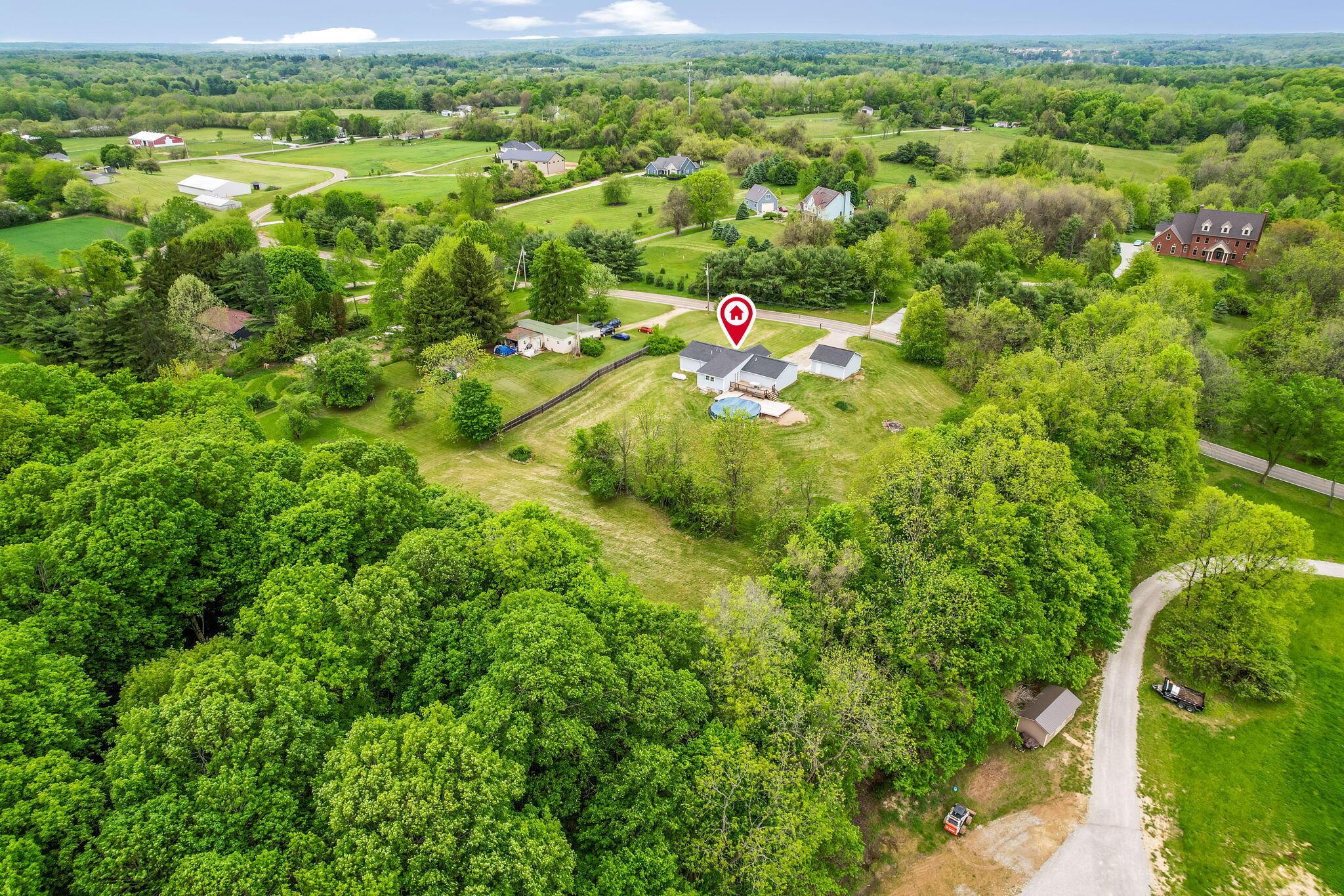 1082 James Road, Granville, Ohio image 35