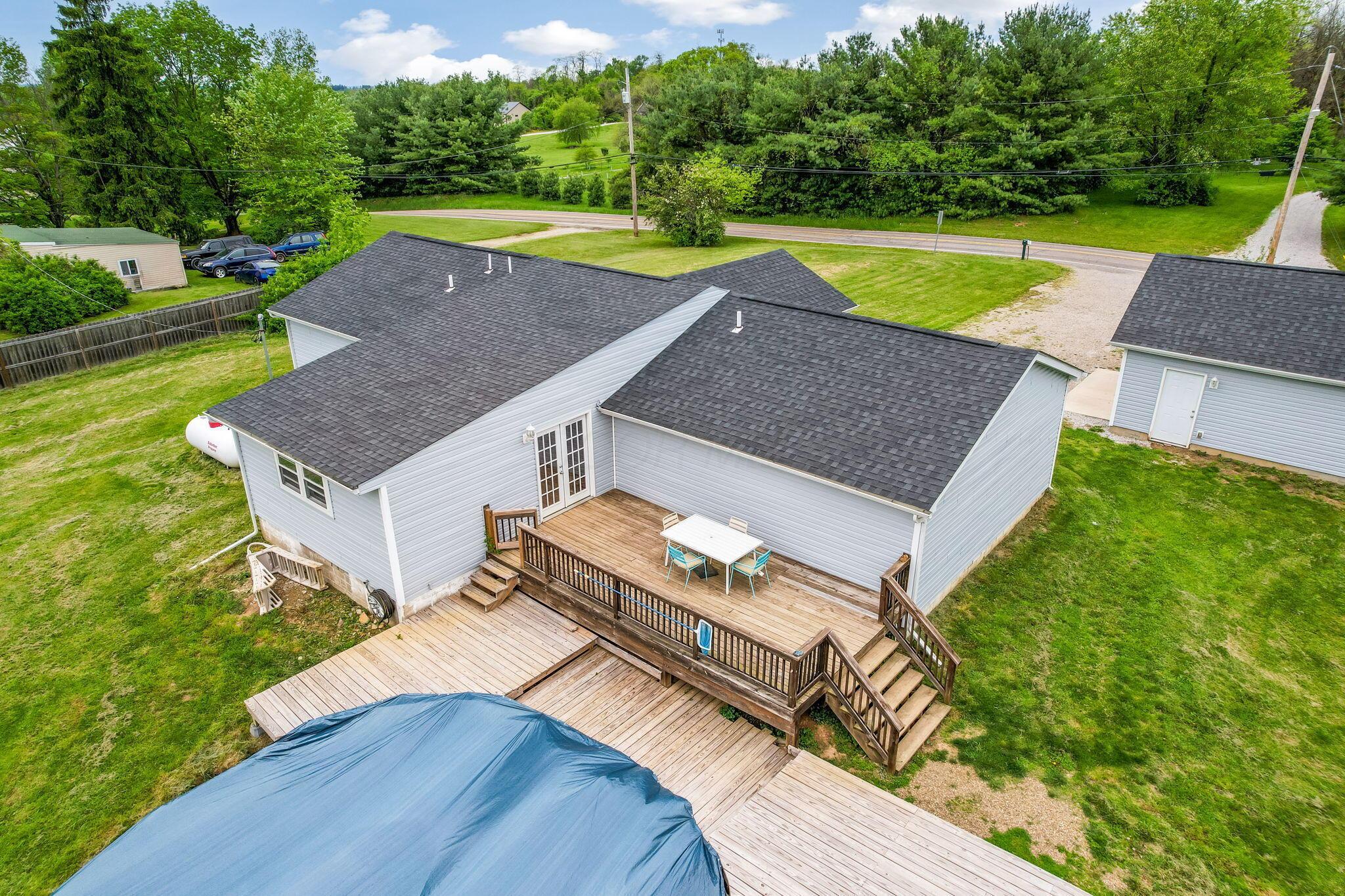 1082 James Road, Granville, Ohio image 38