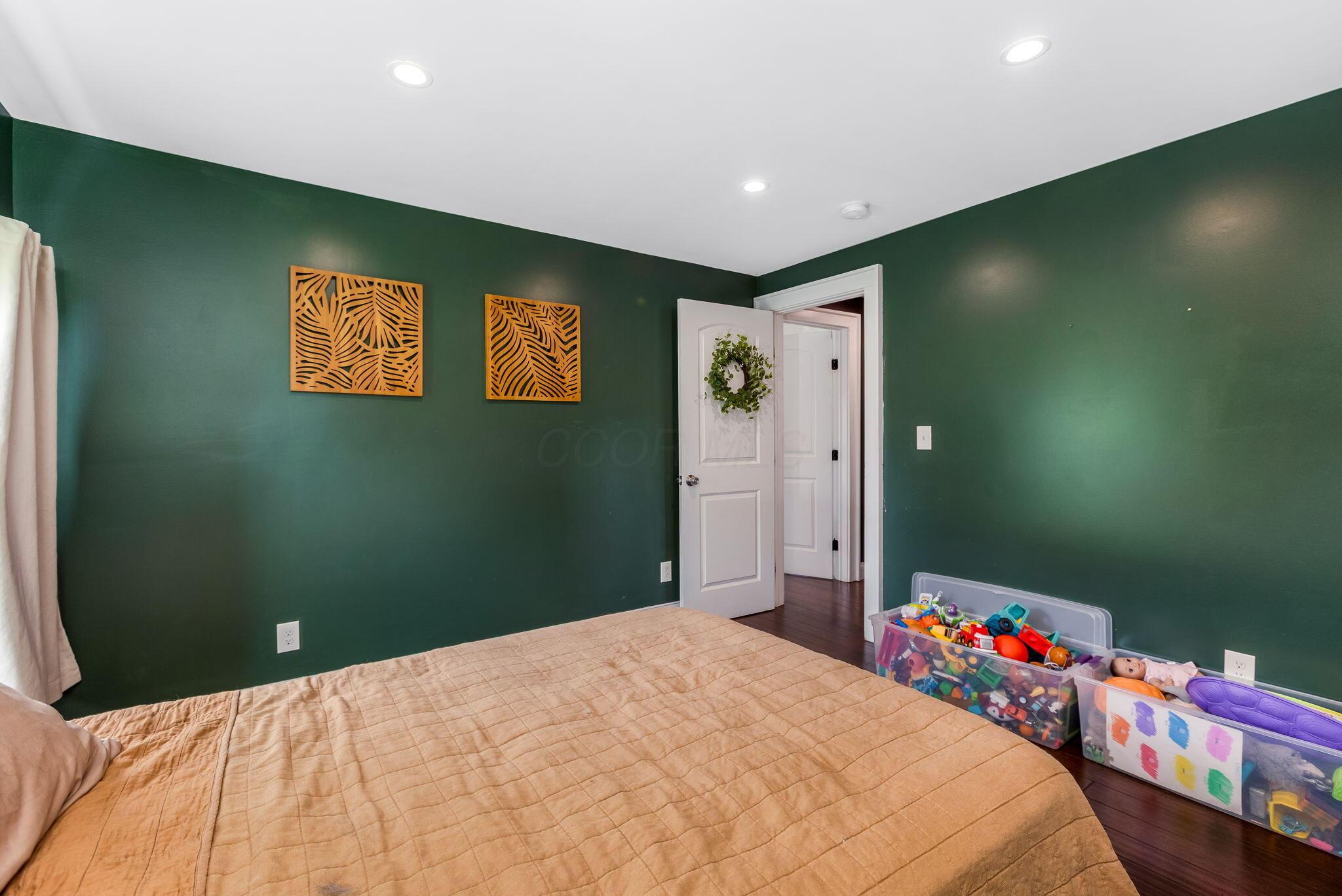 1082 James Road, Granville, Ohio image 30