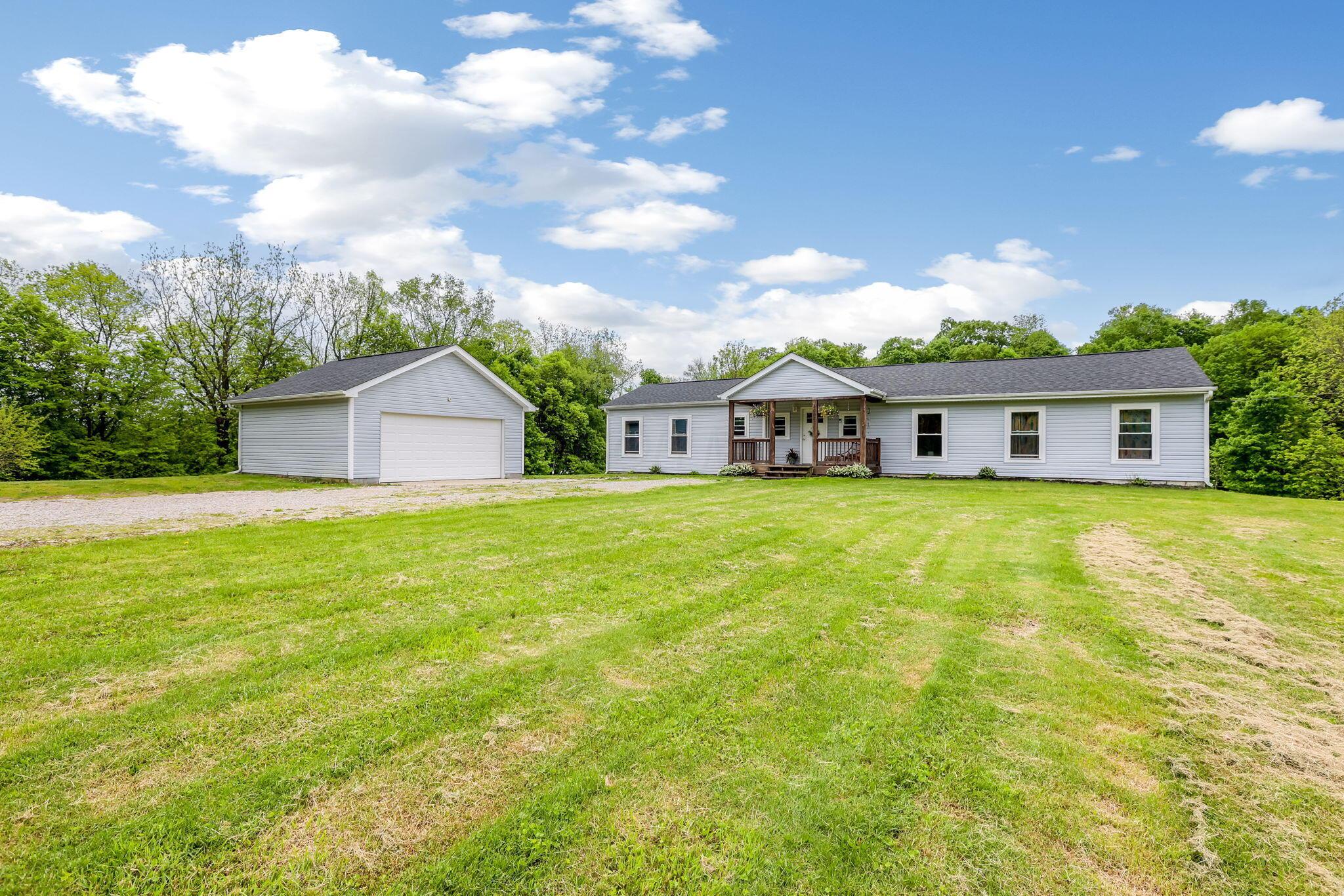 1082 James Road, Granville, Ohio image 3