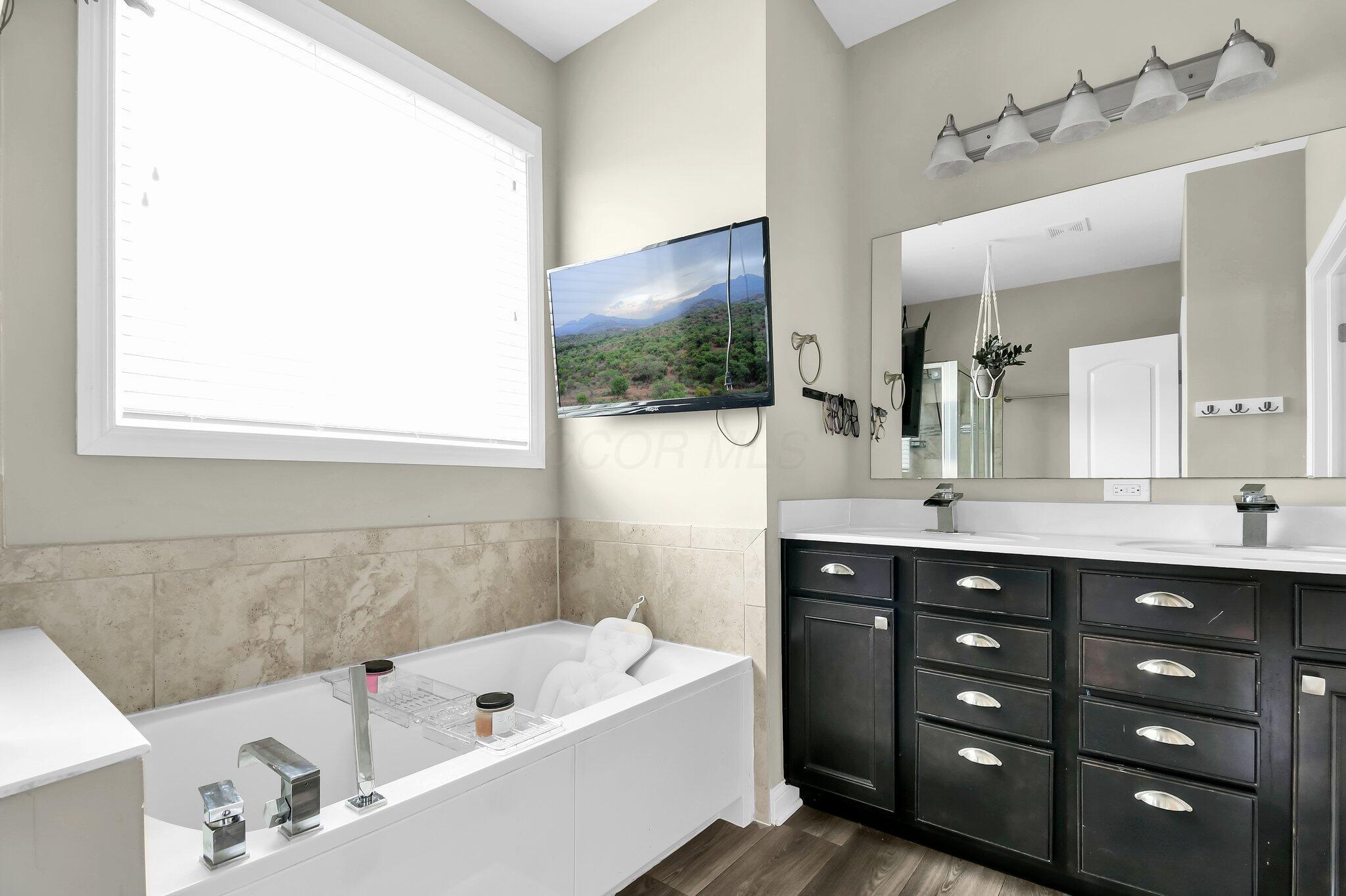 8645 Conestoga Valley Drive, Blacklick, Ohio image 23