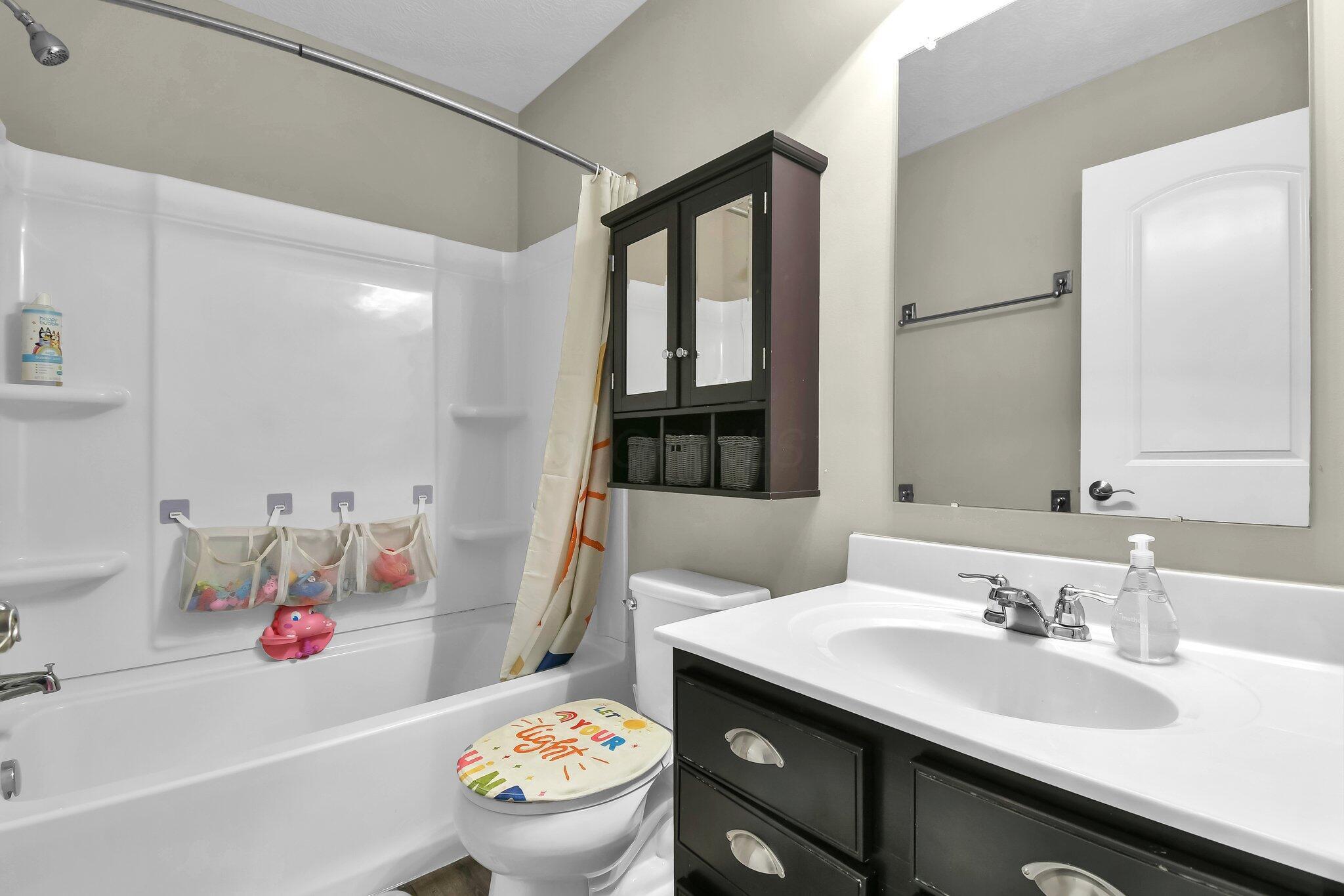 8645 Conestoga Valley Drive, Blacklick, Ohio image 30