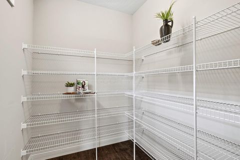 Tiny photo for 1323 Swanton Street, Lewis Center, OH 43035 (MLS # 226005708)