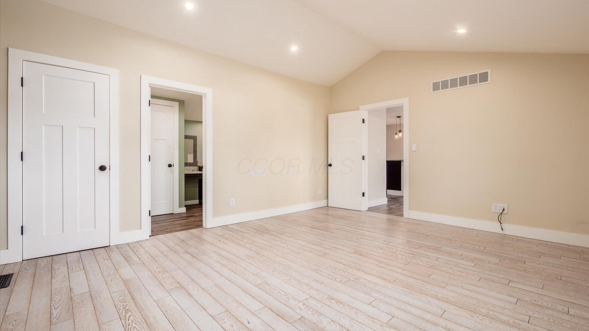 7172 Dean Drive, Cambridge, Ohio image 22