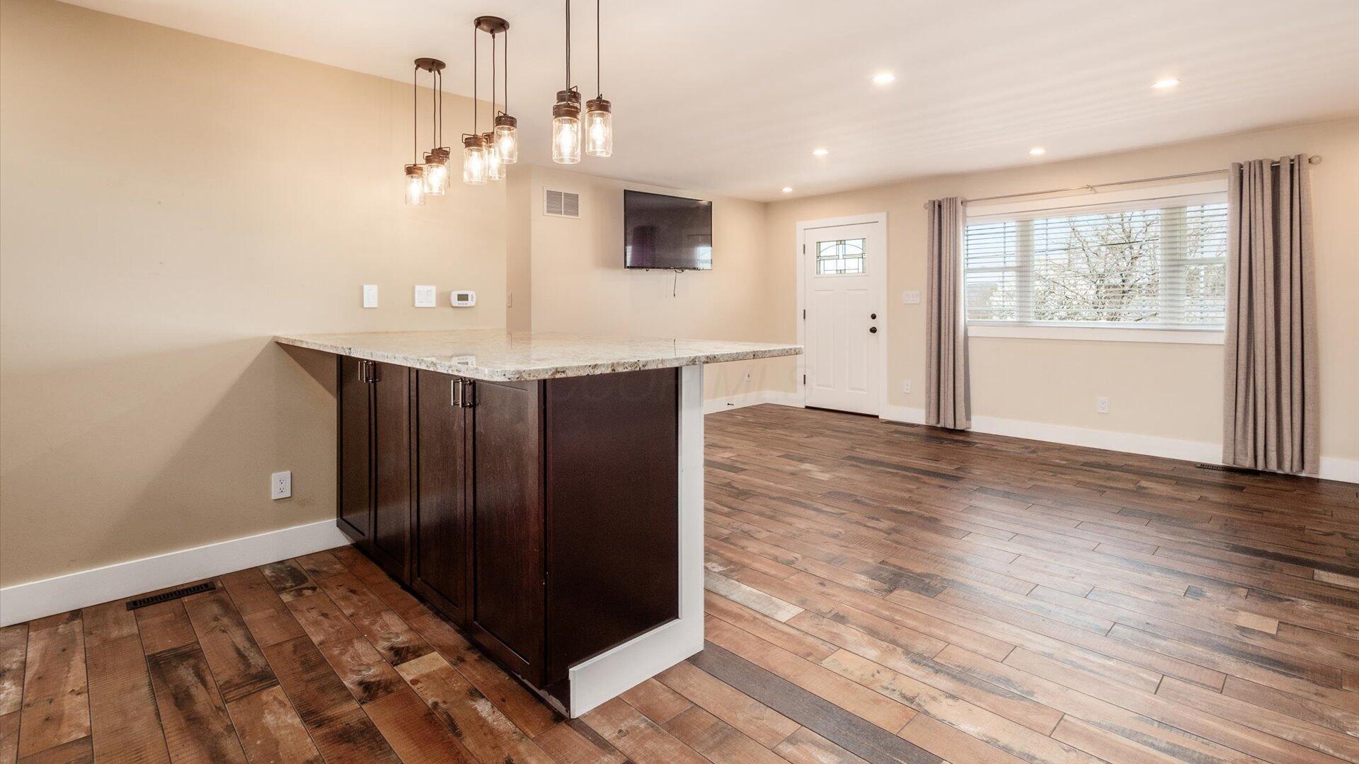 7172 Dean Drive, Cambridge, Ohio image 17