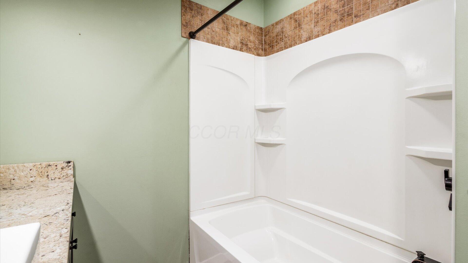 7172 Dean Drive, Cambridge, Ohio image 25