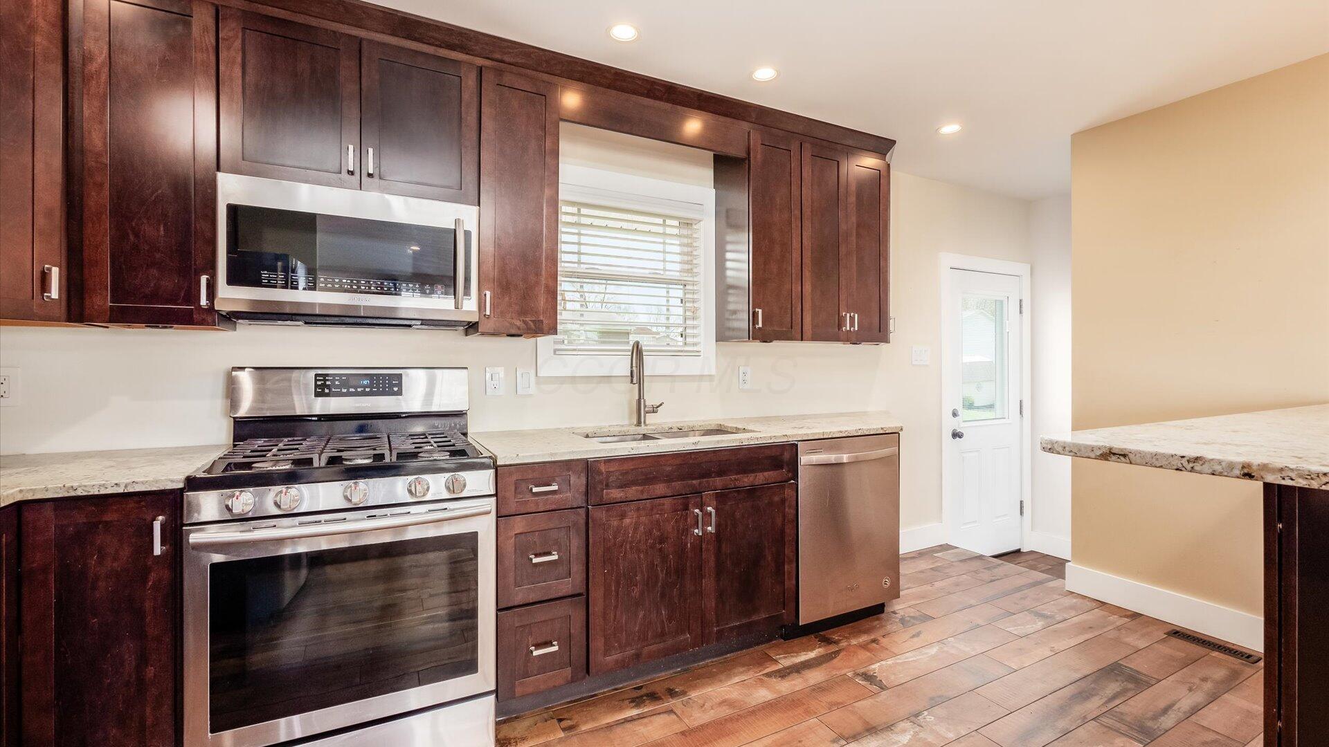 7172 Dean Drive, Cambridge, Ohio image 16