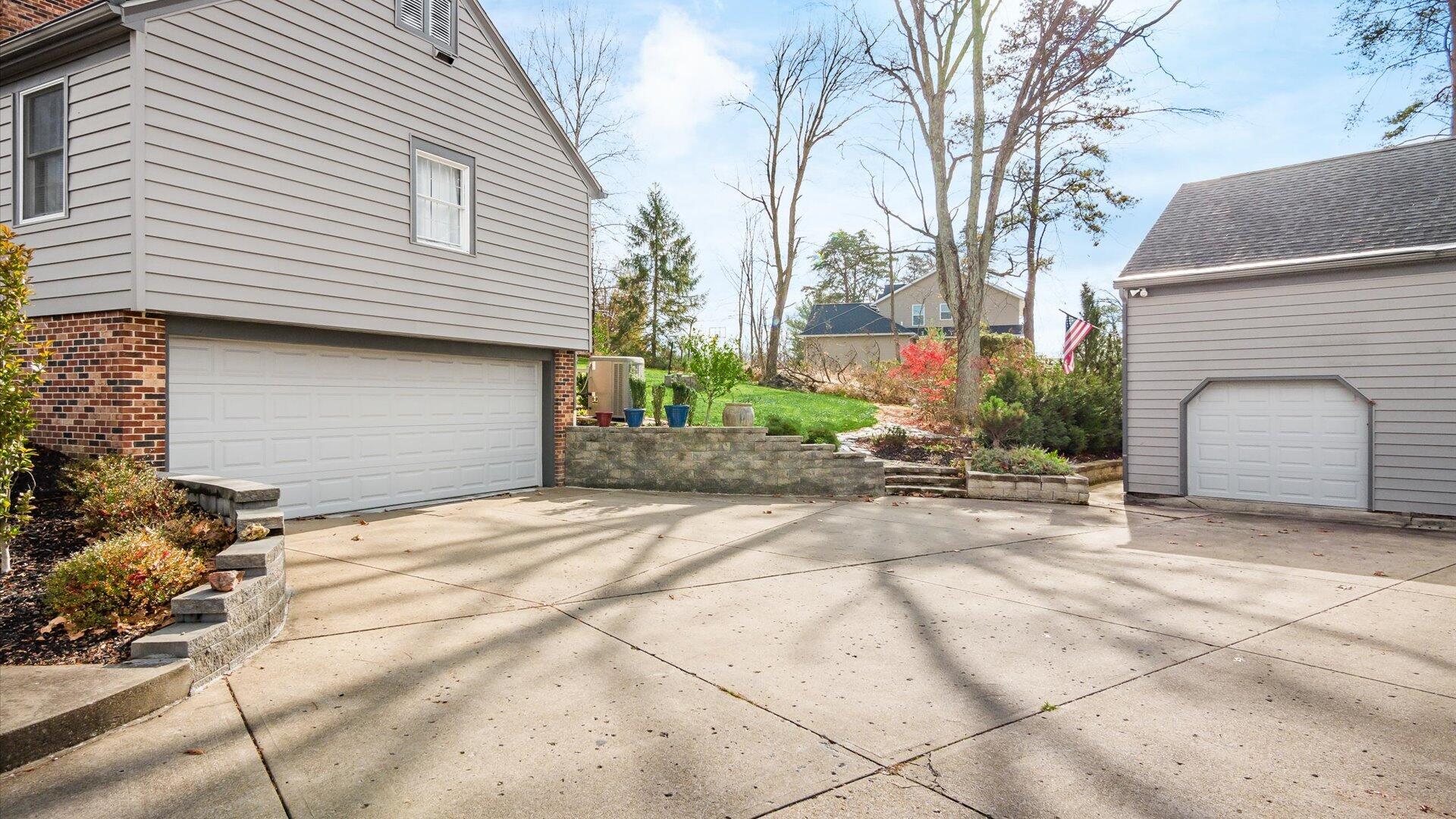 5200 Milford Drive, Zanesville, Ohio image 4