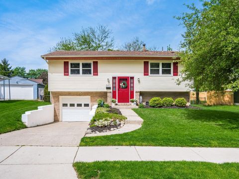 Tiny photo for 6401 Faircrest Road, Columbus, OH 43229 (MLS # 226014225)