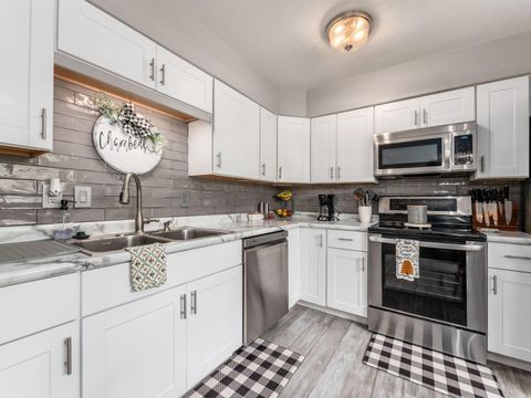 Tiny photo for 6401 Faircrest Road, Columbus, OH 43229 (MLS # 226014225)