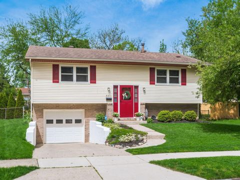 Tiny photo for 6401 Faircrest Road, Columbus, OH 43229 (MLS # 226014225)