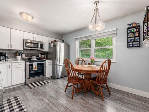 Tiny photo for 6401 Faircrest Road, Columbus, OH 43229 (MLS # 226014225)