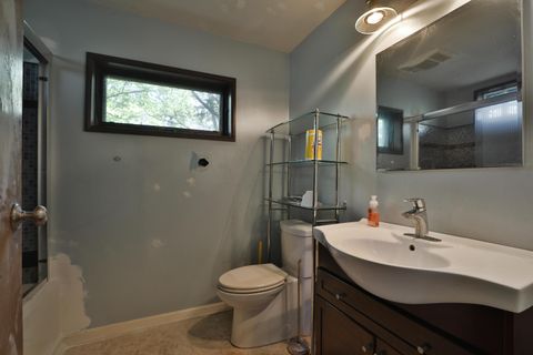 Tiny photo for 777 Lakeshore Drive, Columbus, OH 43235 (MLS # 225037784)