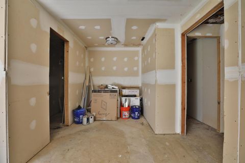 Tiny photo for 777 Lakeshore Drive, Columbus, OH 43235 (MLS # 225037784)