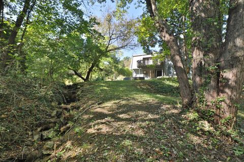Tiny photo for 777 Lakeshore Drive, Columbus, OH 43235 (MLS # 225037784)