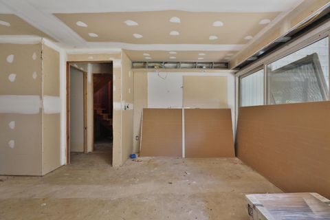 Tiny photo for 777 Lakeshore Drive, Columbus, OH 43235 (MLS # 225037784)