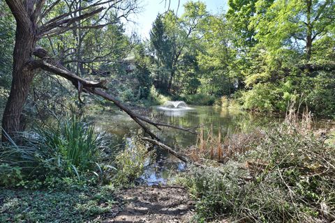 Tiny photo for 777 Lakeshore Drive, Columbus, OH 43235 (MLS # 225037784)