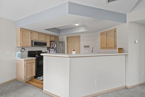 Tiny photo for 2430 Sportsman Drive, Grove City, OH 43123 (MLS # 225037375)