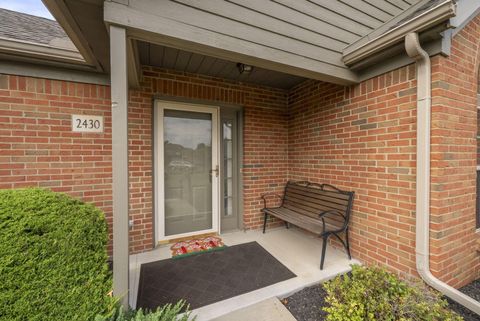 Tiny photo for 2430 Sportsman Drive, Grove City, OH 43123 (MLS # 225037375)