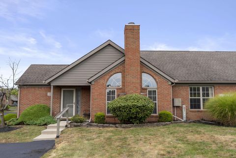Photo of 2430 Sportsman Drive, Grove City, OH 43123 (MLS # 225037375)