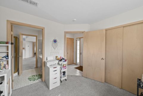 Tiny photo for 2430 Sportsman Drive, Grove City, OH 43123 (MLS # 225037375)
